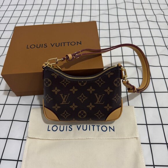 Louis Vuitton Nano Boulogne - Picture 3 of 9